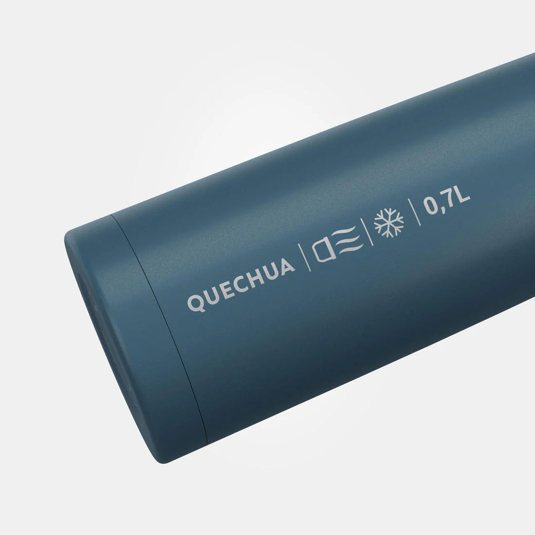 0.7 L stainless steel insulated flask with cup for hiking - Image 3
