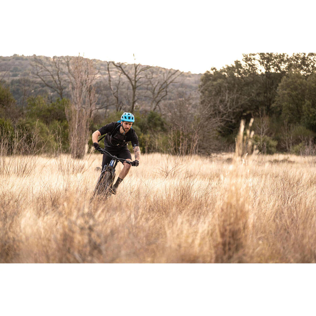 29" Touring Mountain Bike Explore 540 - Blue/Black - Image 10