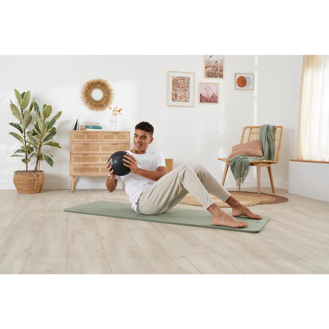 3 kg Rubber Medicine Ball - Image 17
