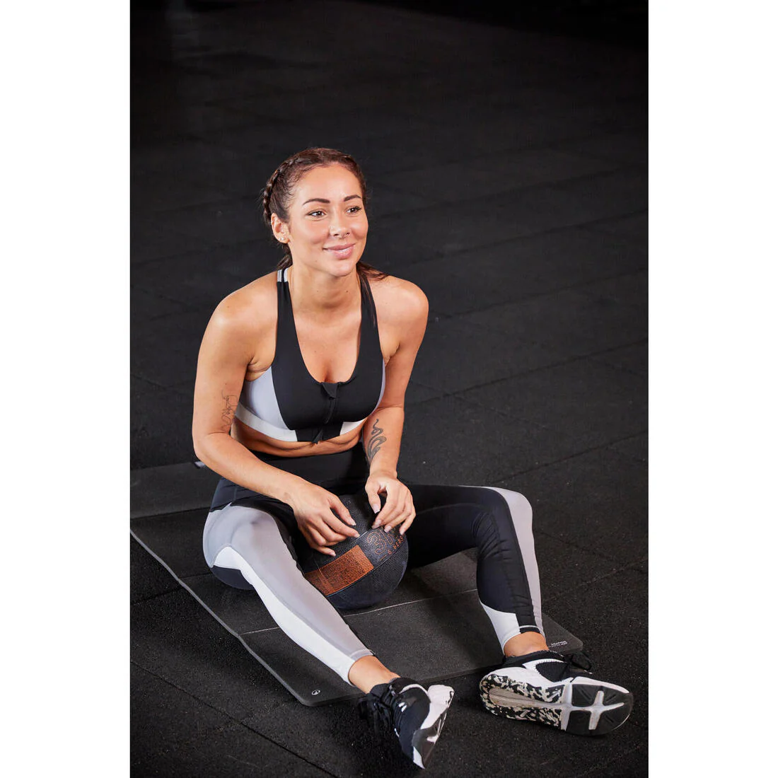 3 kg Rubber Medicine Ball - Image 30
