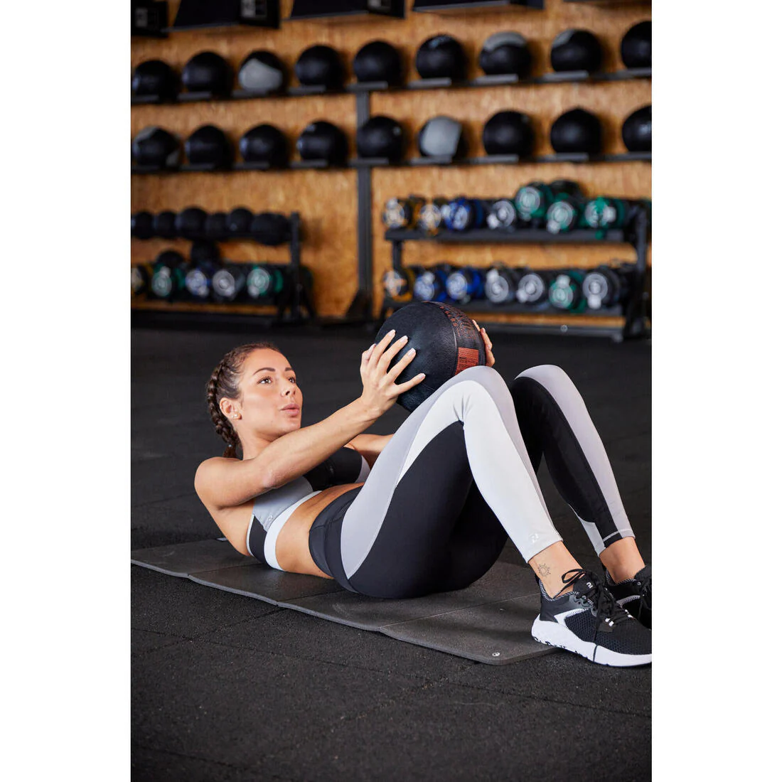 3 kg Rubber Medicine Ball - Image 37