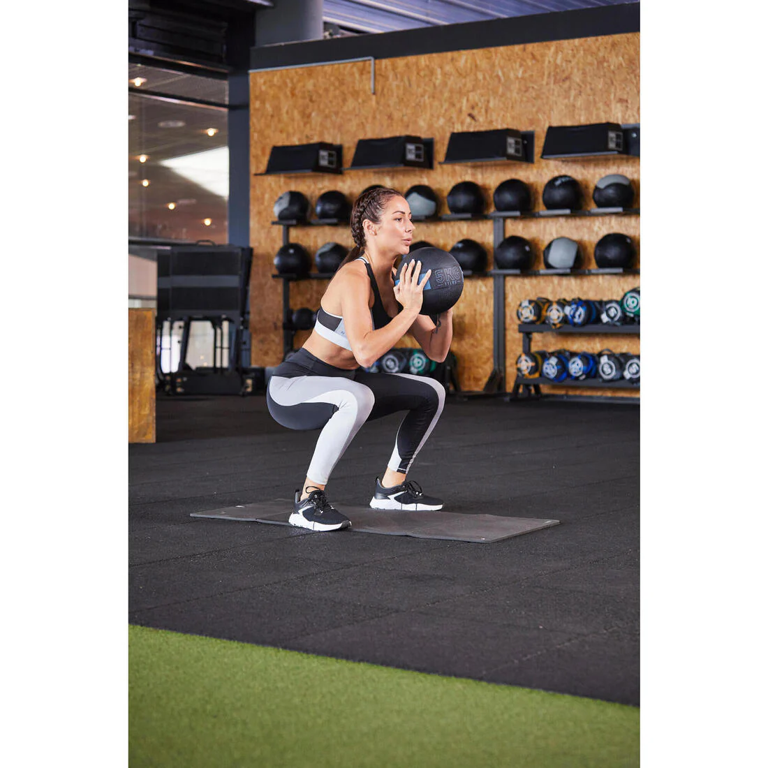 3 kg Rubber Medicine Ball - Image 38
