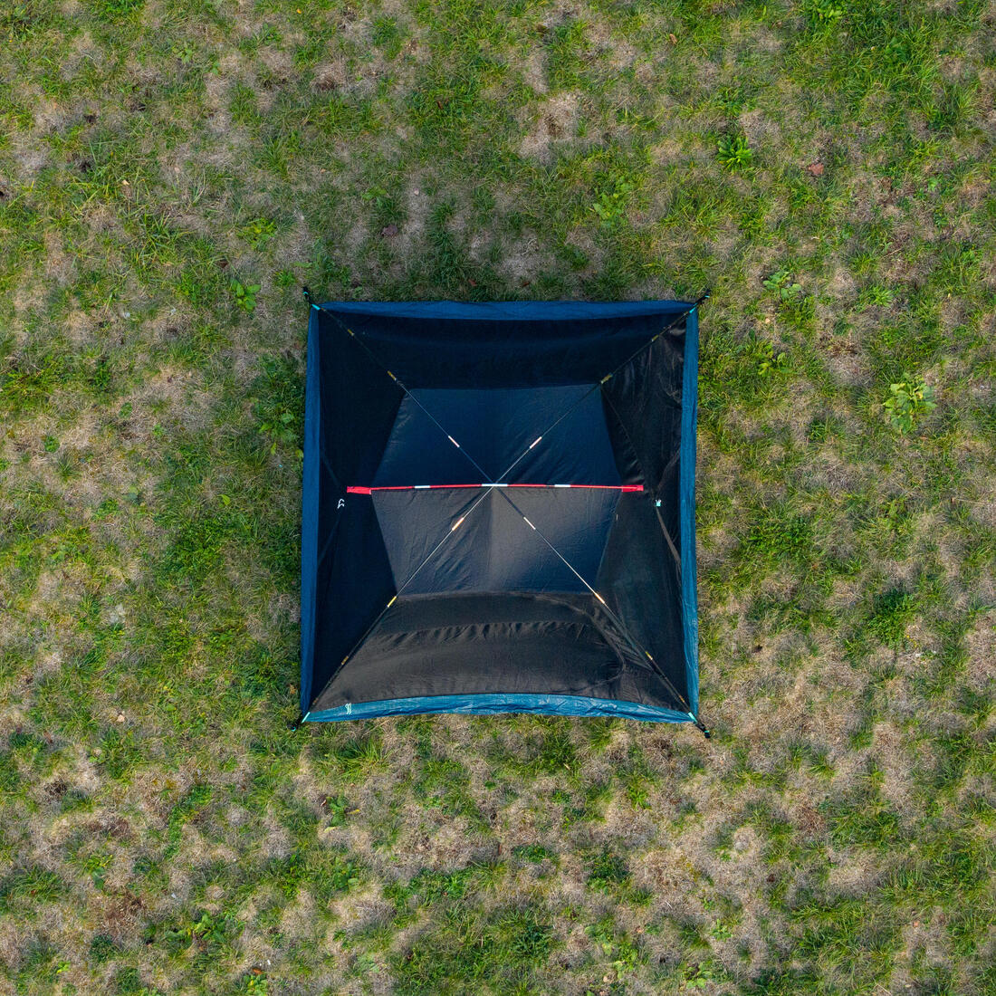 3-person camping tent, MH100 - Fresh & Black - Image 10