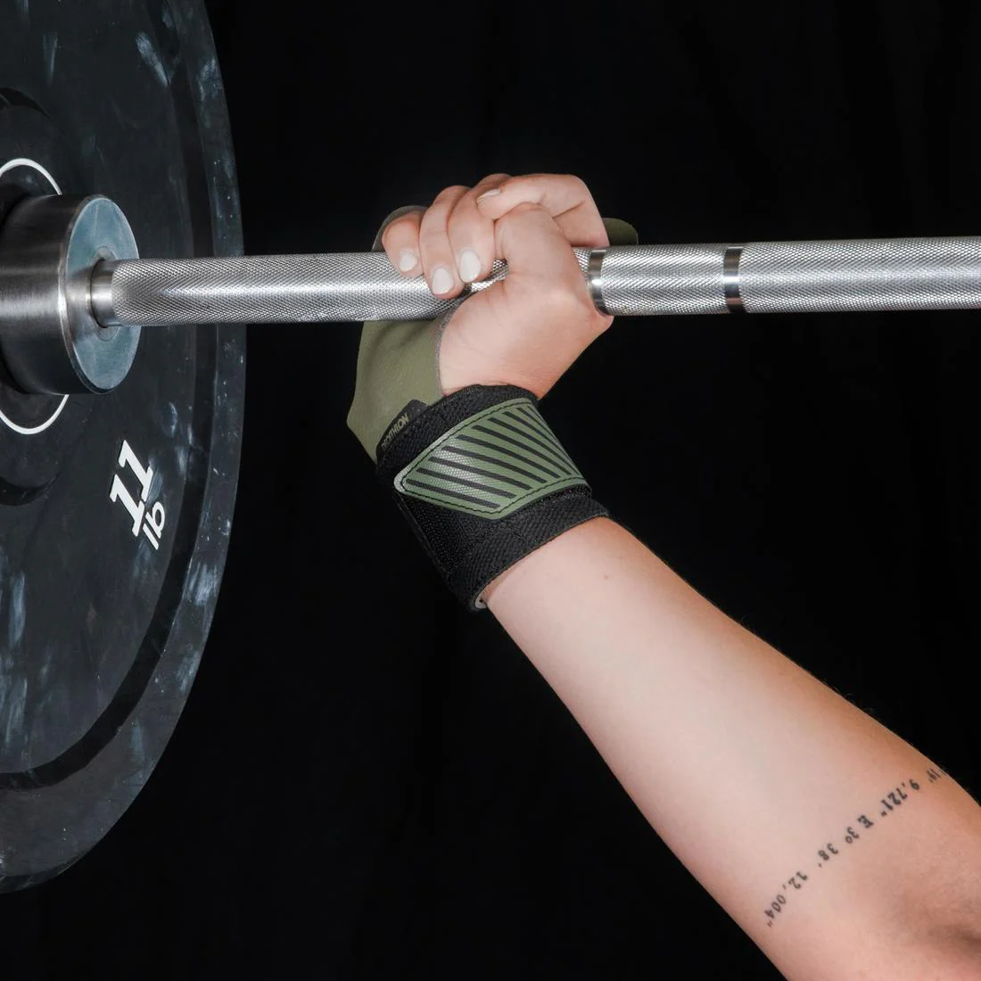 4-Fin Cross Training Hand Grip - Image 11