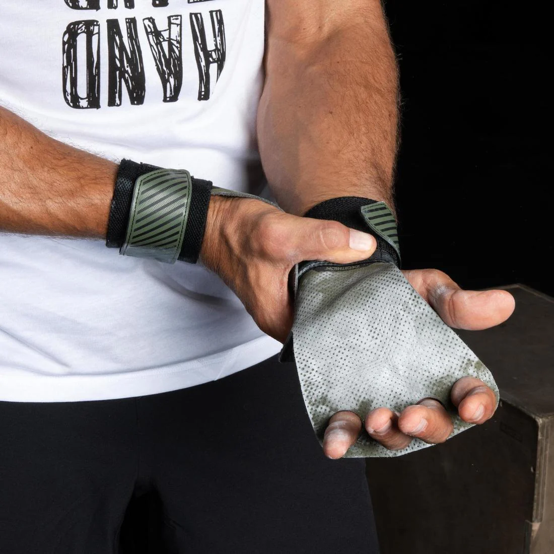 4-Fin Cross Training Hand Grip - Image 18