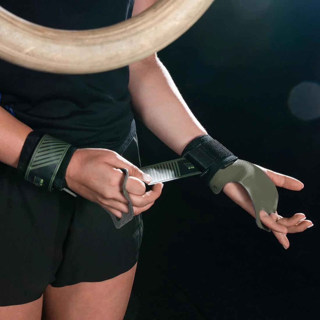 4-Fin Cross Training Hand Grip - Image 20