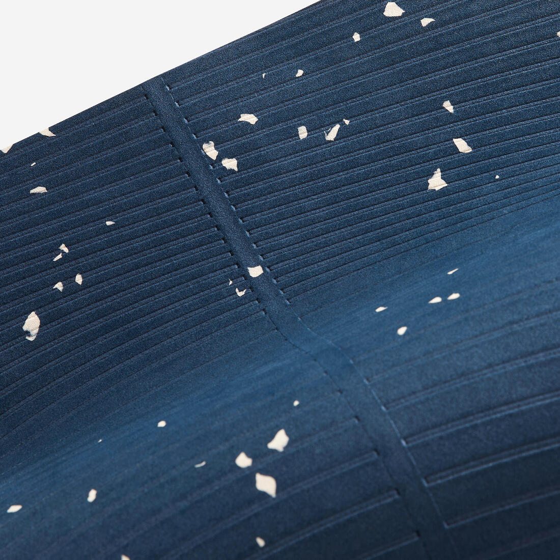 5 mm Grippy and Comfortable Gentle Yoga Mat - Image 4