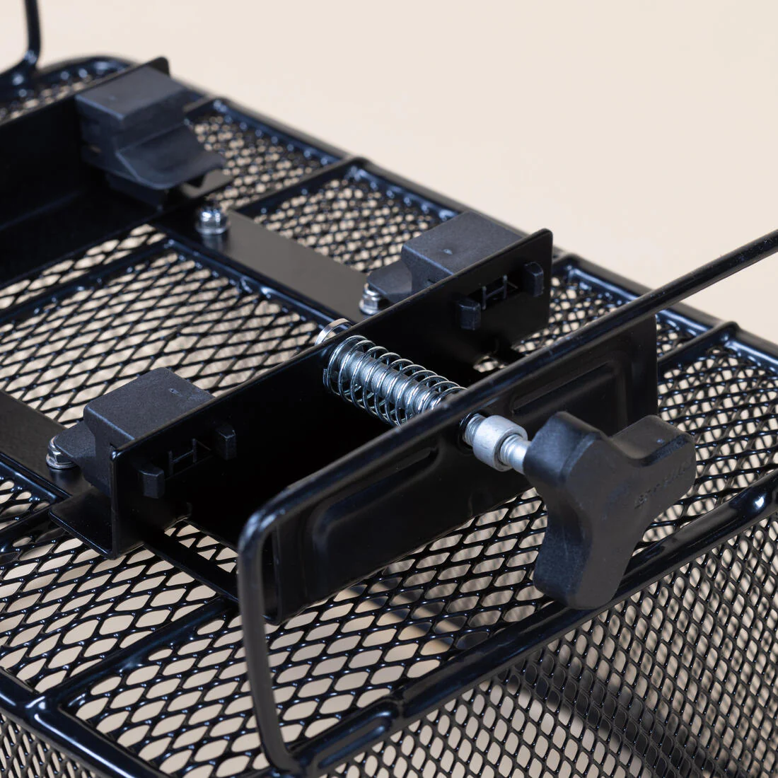 500 Universal Rear Bike Basket 13L - Image 4