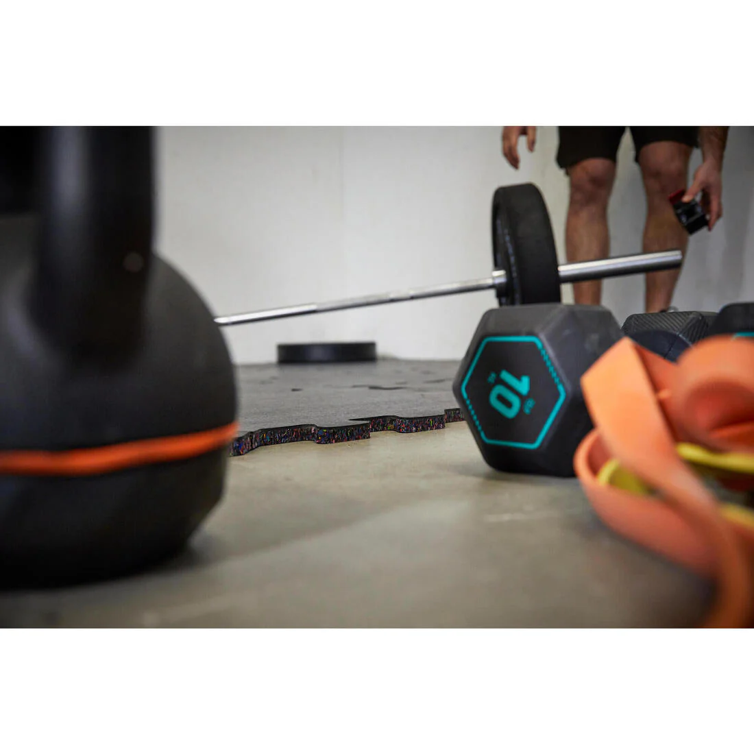58 x 58 cm Modular Weight Training Mat - Image 10