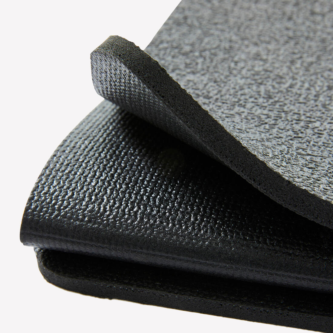 8 mm Thick Indoors and Outdoors Durable Folding Fitness Mat - Black - Image 3