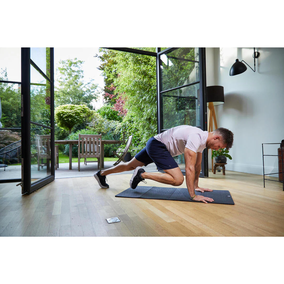 8 mm Thick Indoors and Outdoors Durable Folding Fitness Mat - Black - Image 6