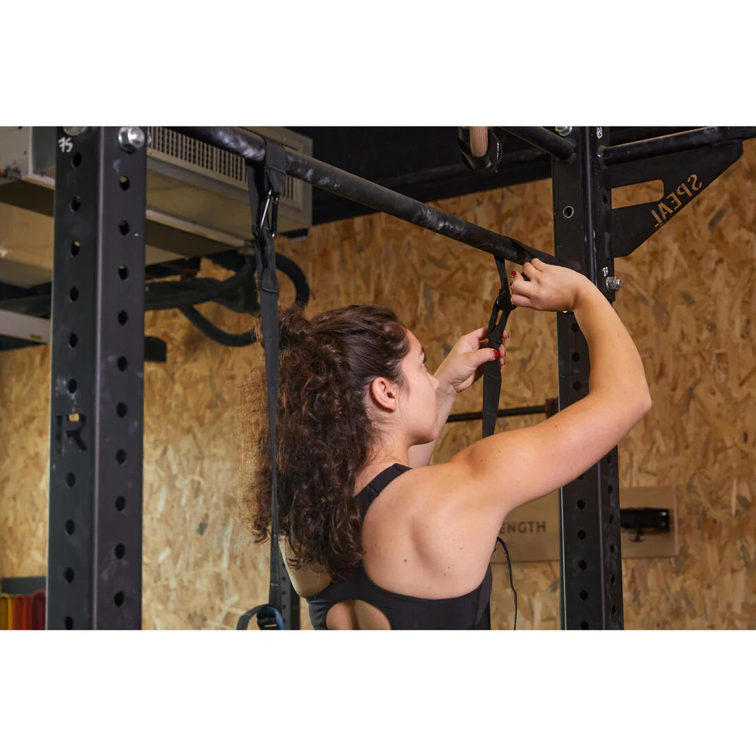 Adjustable Band for Pull-Up Assistance - Image 17