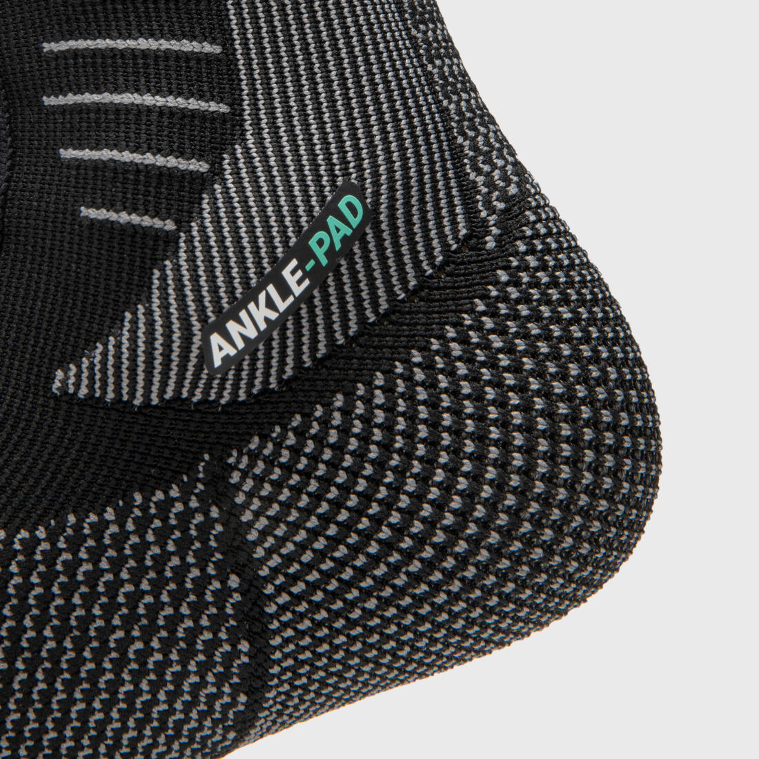 Adult Ankle Support P900 - Black - Image 4