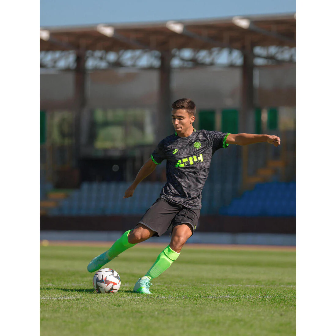 Adult Football Shirt Viralto II - Wavy Black/Neon - Image 10