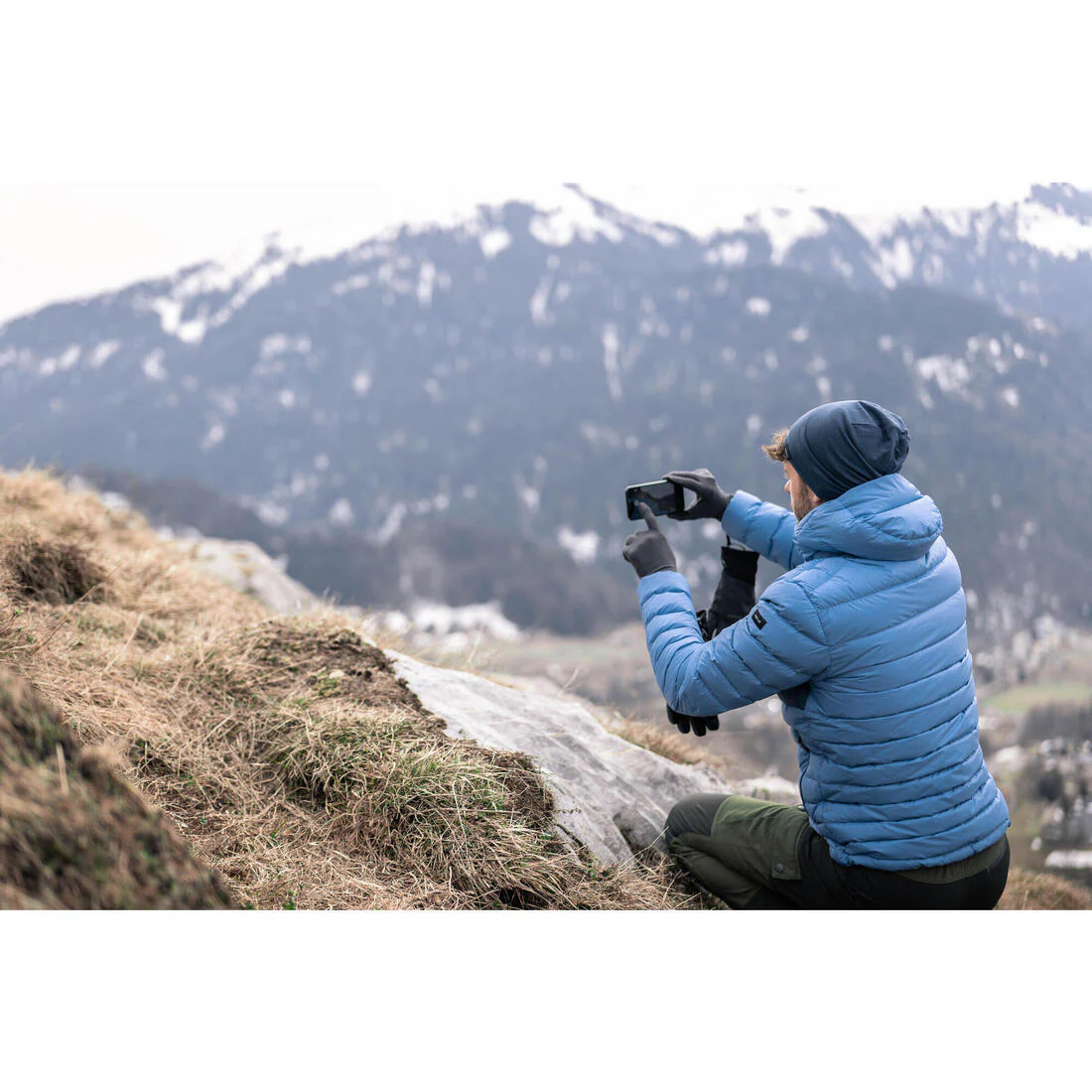 Adult Mountain Trekking Merino Wool Liner Gloves - MT500 Grey - Image 6