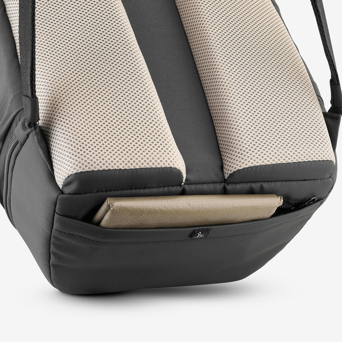 Arpenaz 500 20L insulated hiking backpack - Image 7