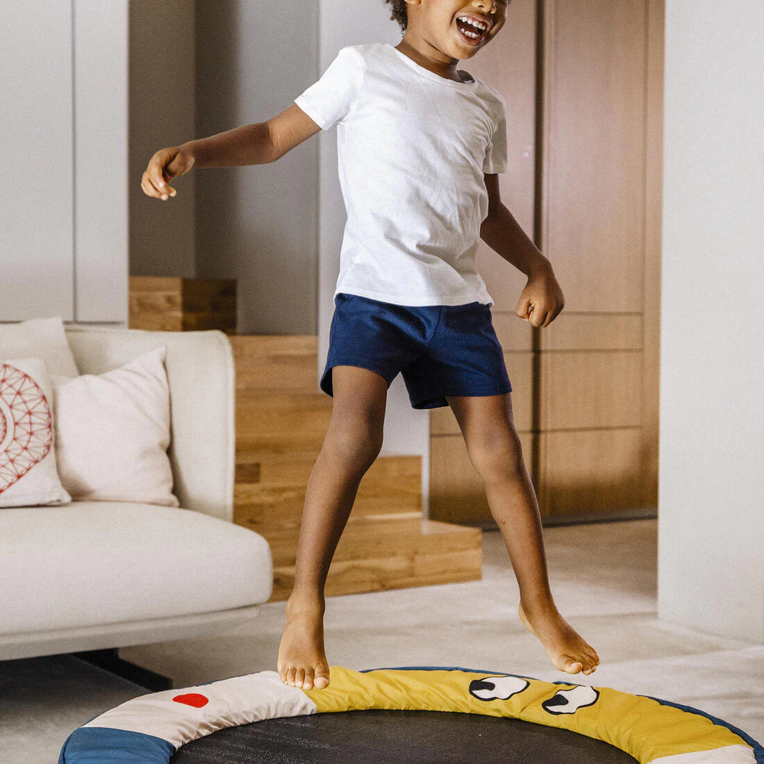 Baby Gym Mini Trampoline - Image 12