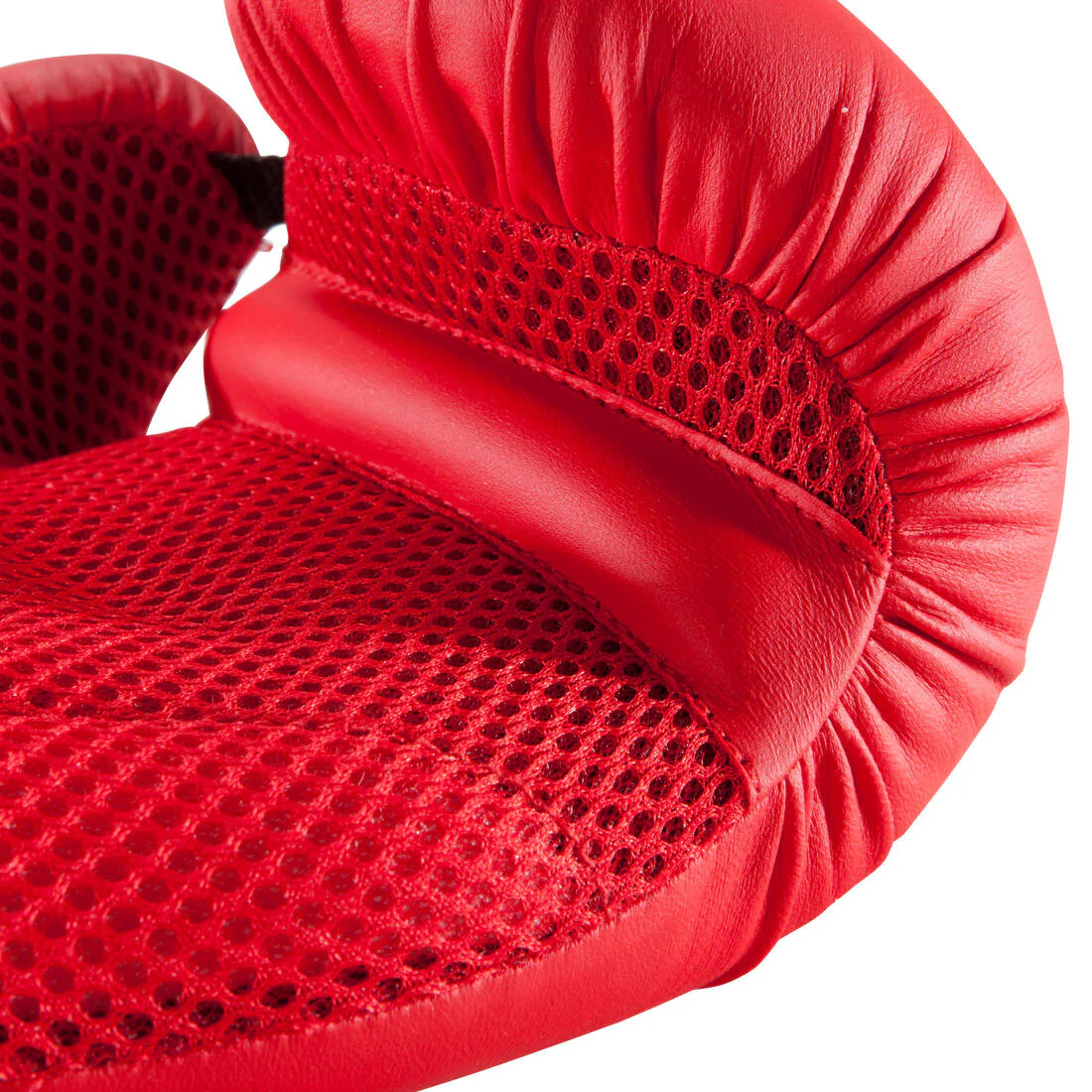 Beginner Boxing Gloves 100 - Red - Image 3