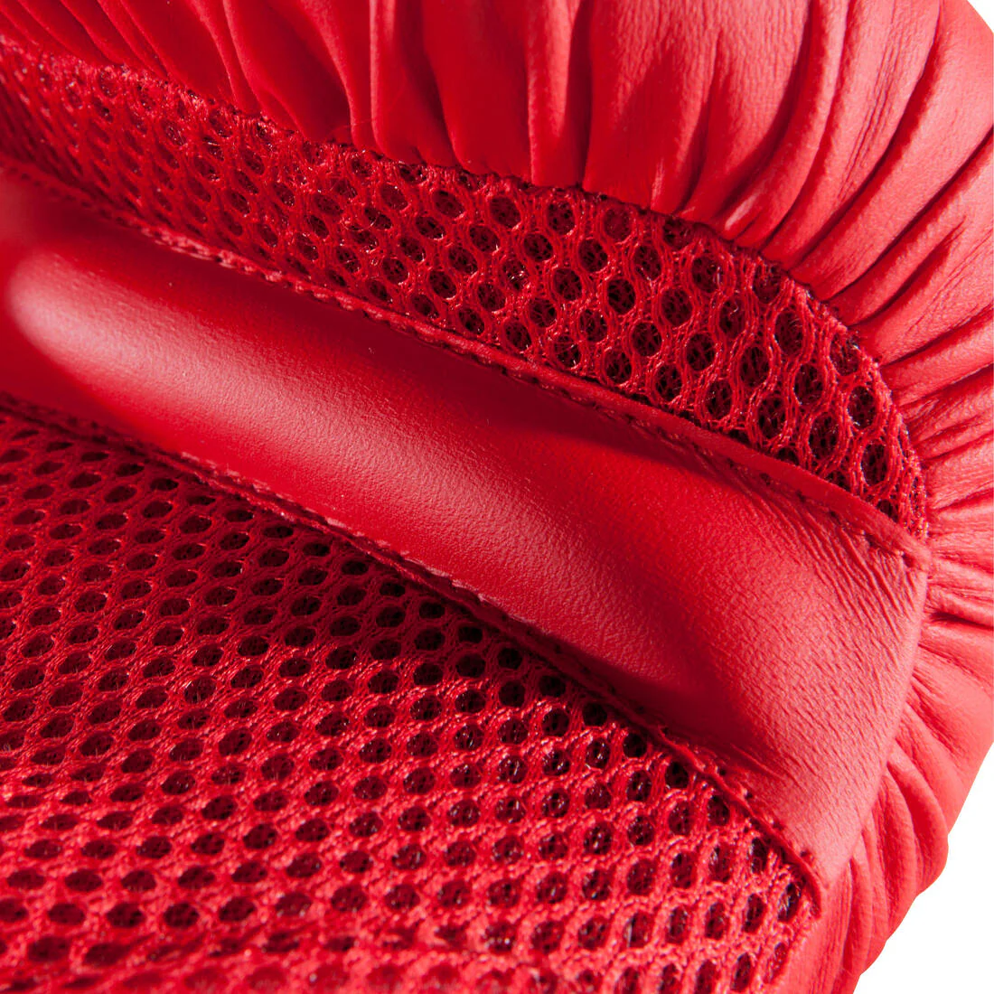 Beginner Boxing Gloves 100 - Red - Image 4