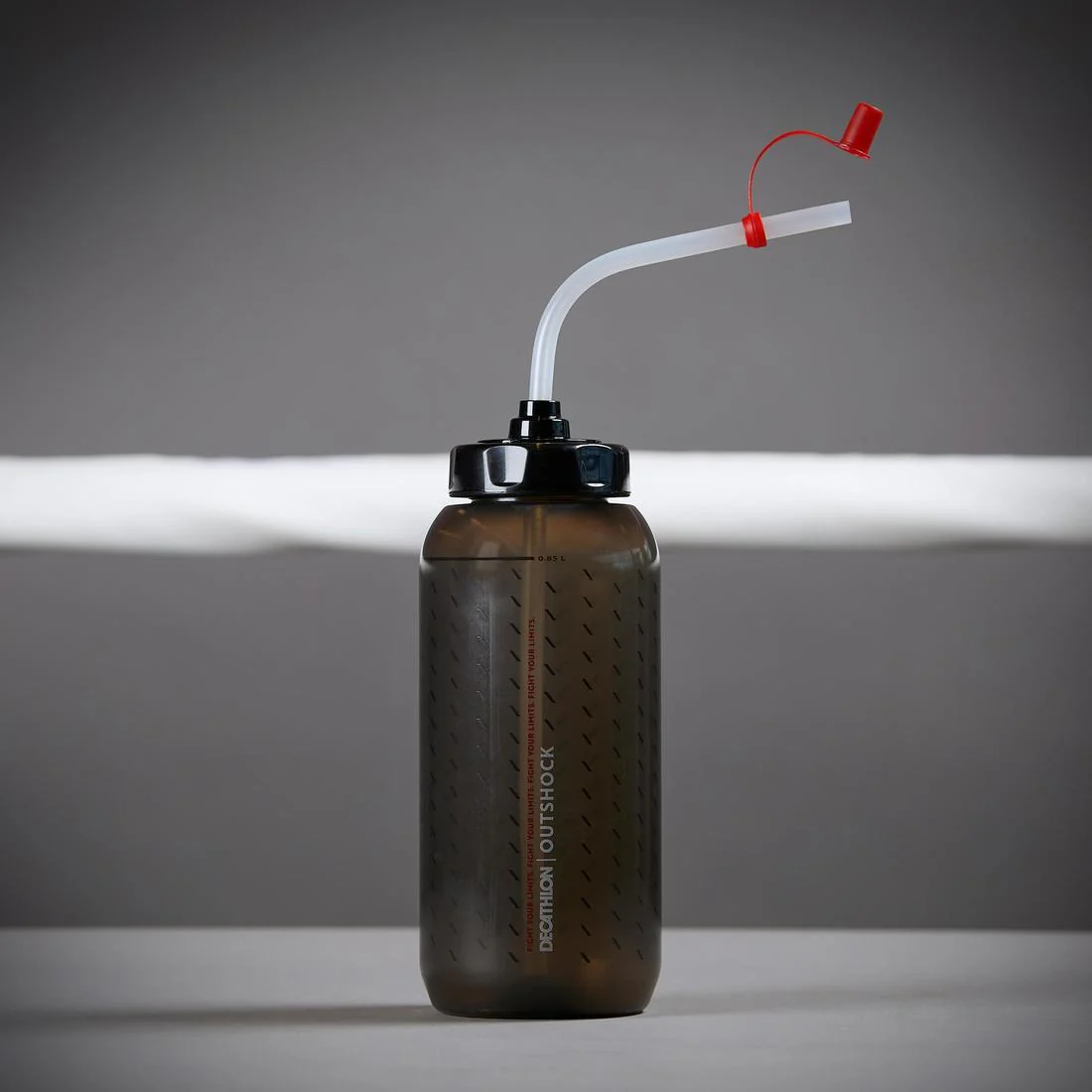 Boxing Water Bottle With Straw 850 ml - Black - Image 2