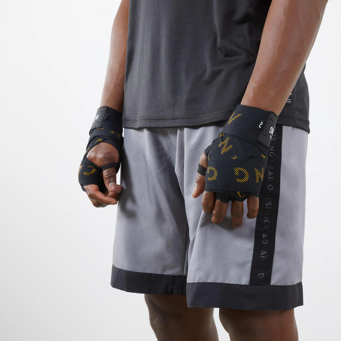 Boxing Wraps 4.5 m Black/Gold - Image 5