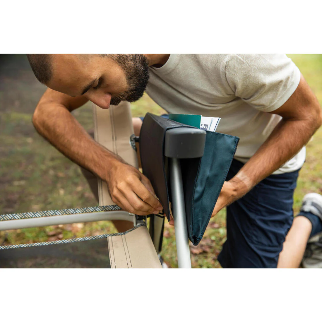 Camping Organiser - 3 Pockets - Image 11