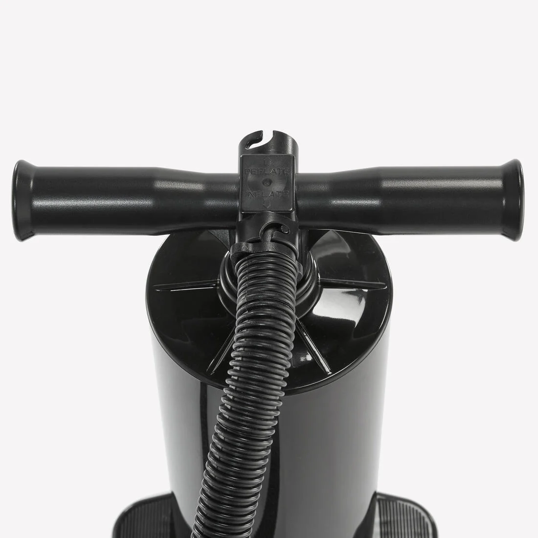 COMFORT DOUBLE ACTION 4 L HAND PUMP | RECOMMENDED FOR INFLATABLE MATTRESSES - Image 3