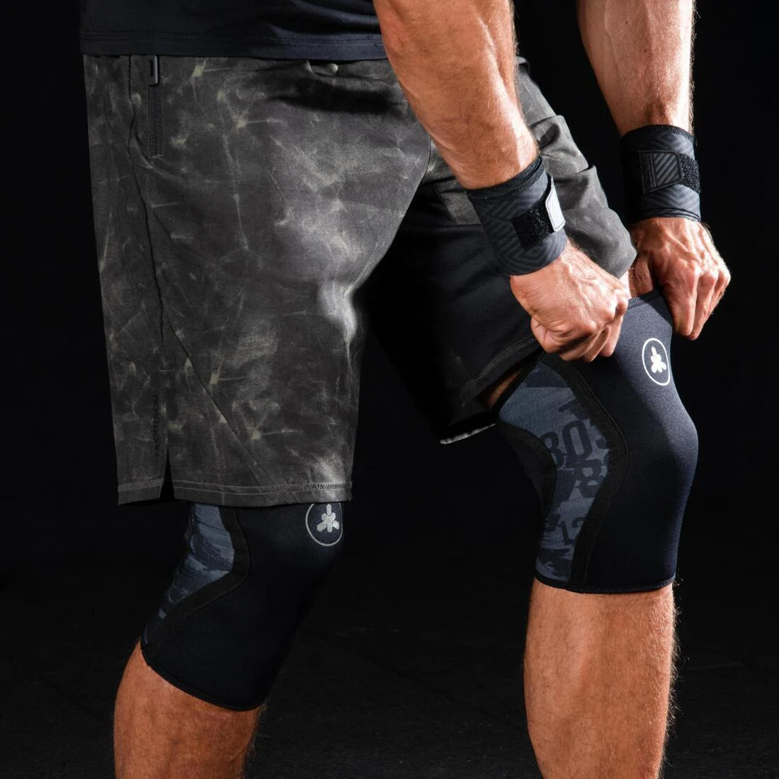 Cross Training Knee Brace 5 mm - Black - Image 12