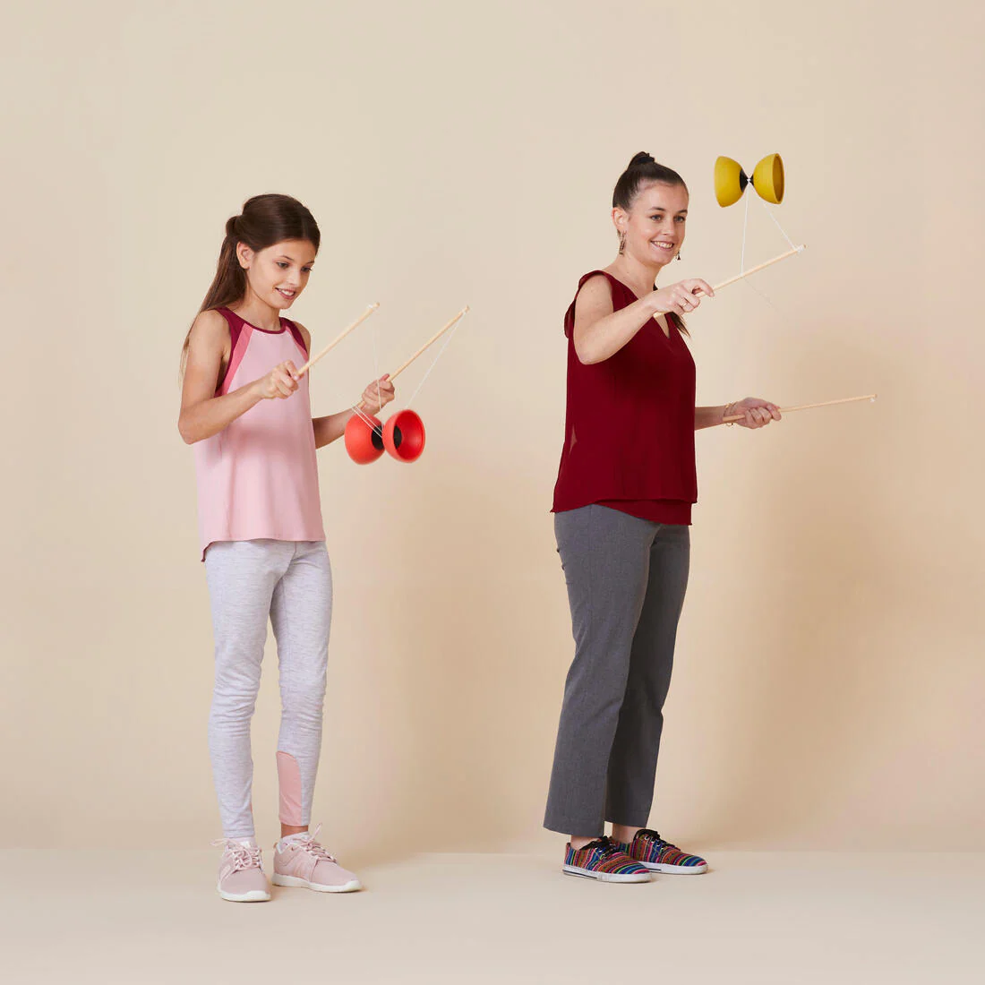 Diabolo with Wooden Sticks 100 - Image 11
