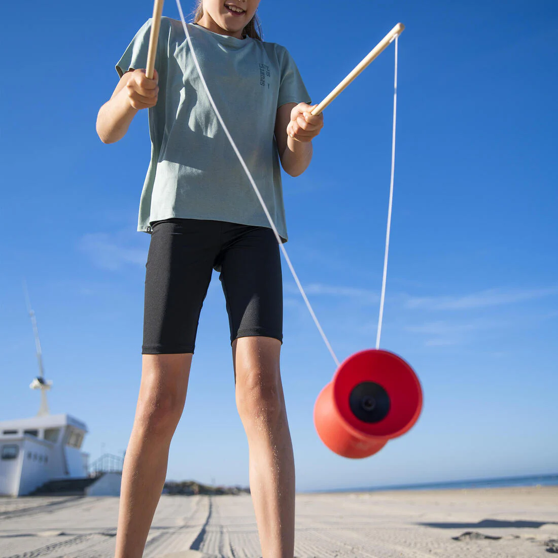Diabolo with Wooden Sticks 100 - Image 3