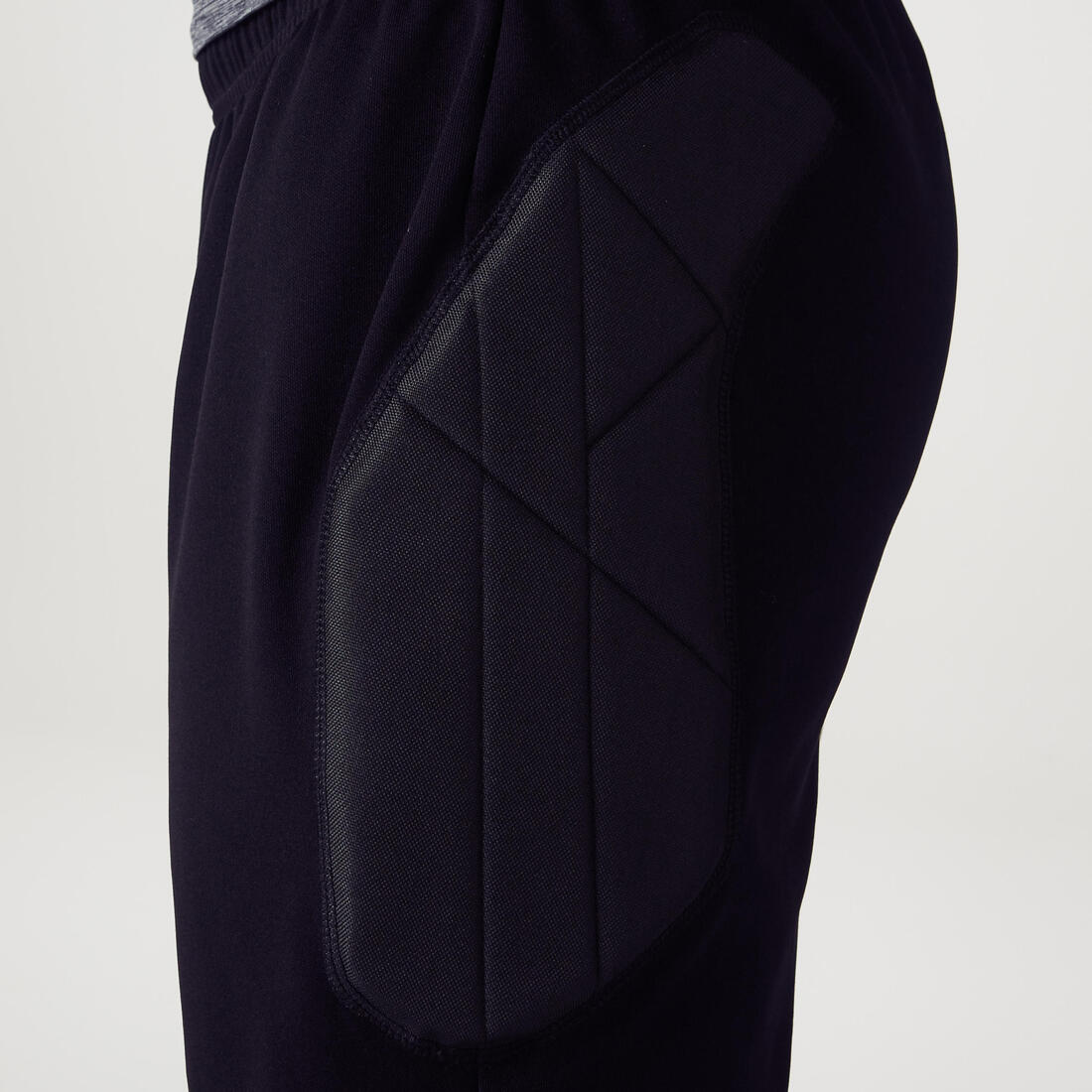 F100 Kids' Goalkeeper Cropped Bottoms - Black - Image 6