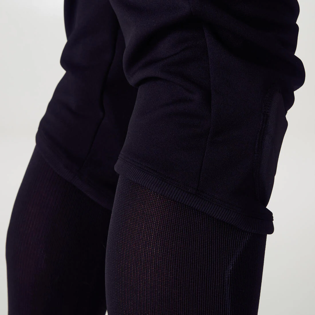 F100 Kids' Goalkeeper Cropped Bottoms - Black - Image 7