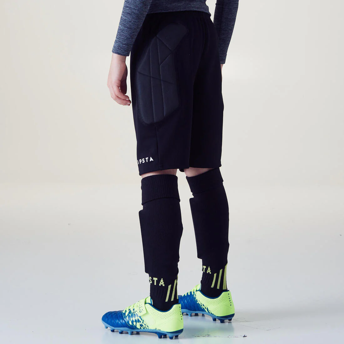 F100 Kids' Goalkeeper Shorts - Black - Image 5