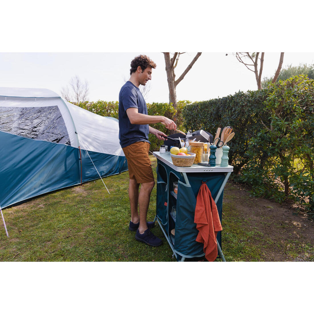 FOLDING CAMPING KITCHEN UNIT - Image 11