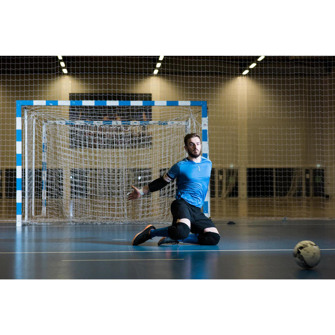 Futsal Goalkeeper Protective Knee Pads - Black - Image 6