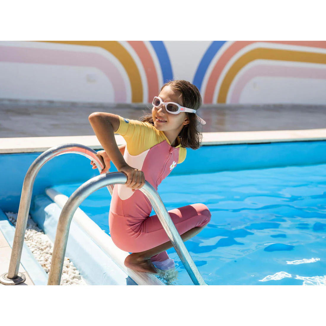 Girls’ swimming shorty suit 100 - Image 9