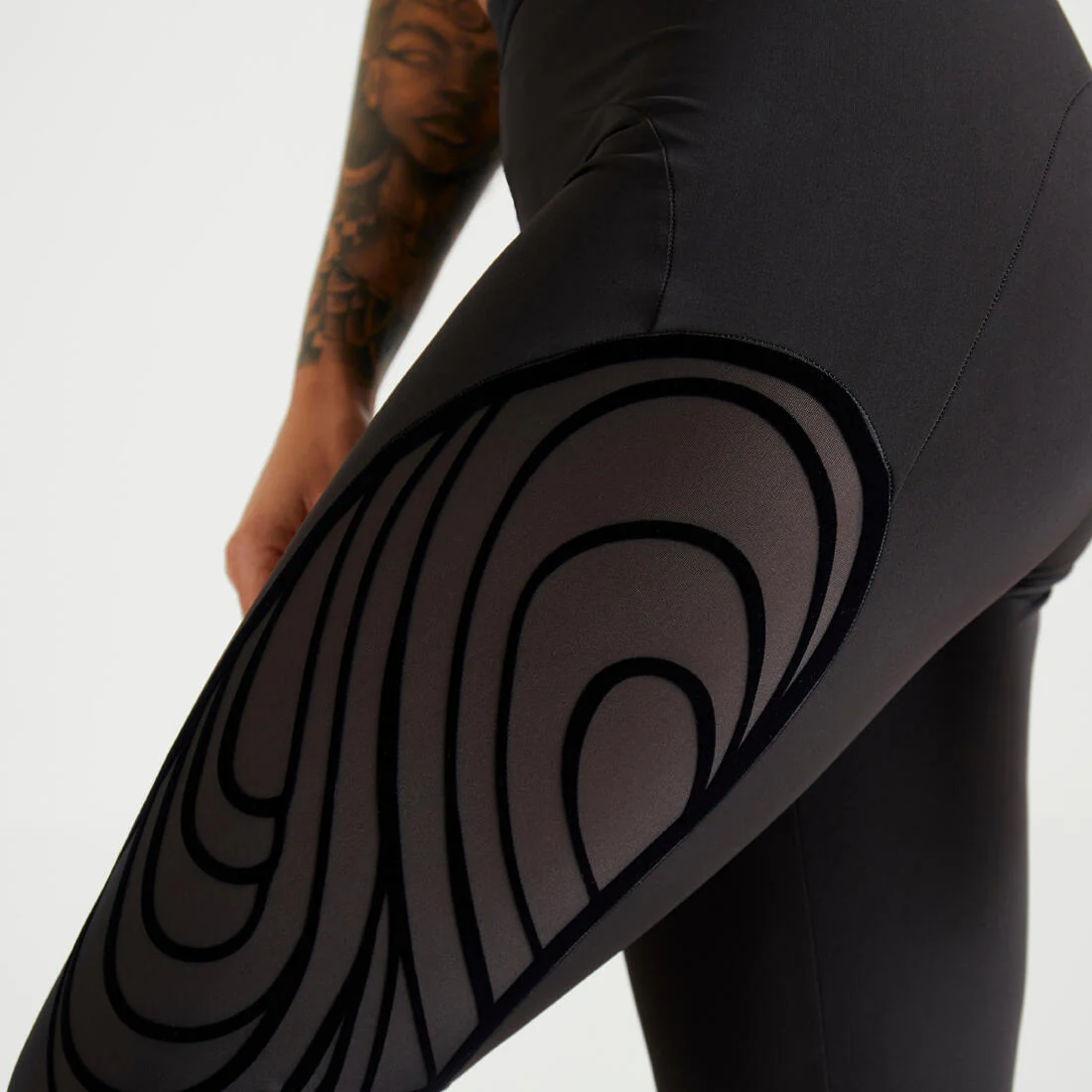 High-Waisted Cropped Shaping Fitness Leggings - Image 5
