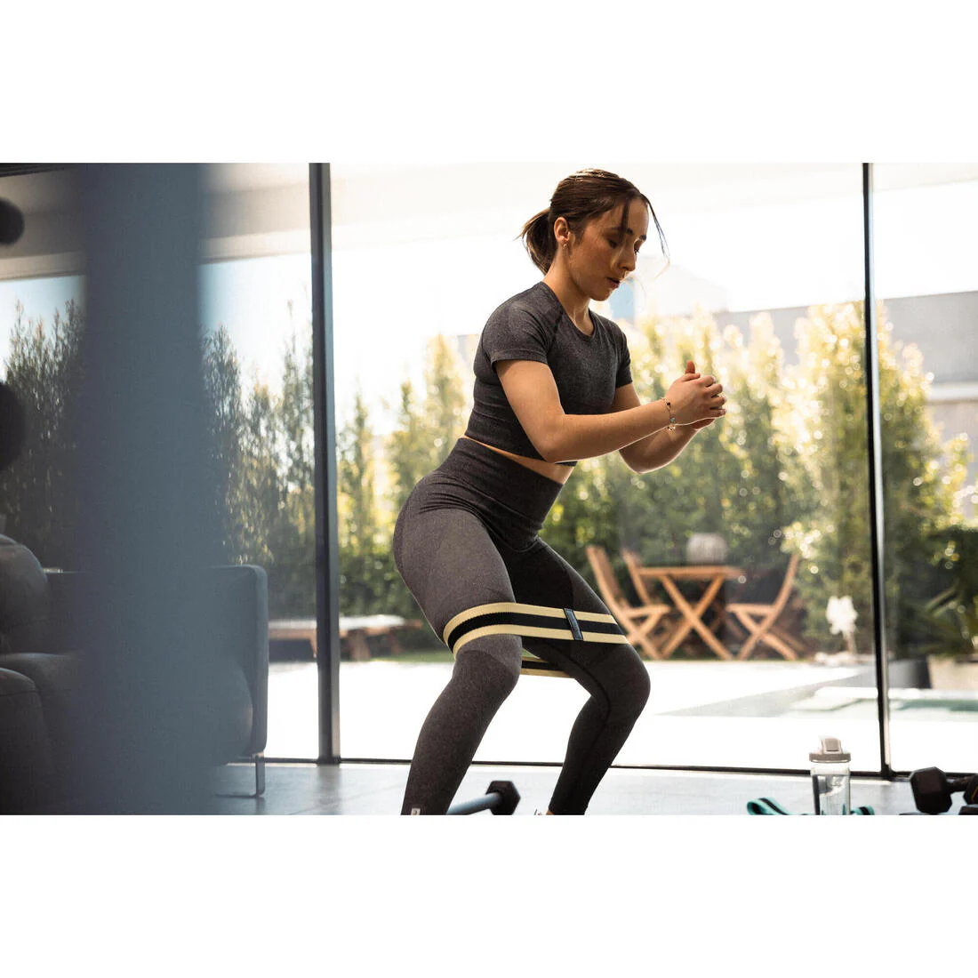 High-Waisted Seamless Fitness Leggings with Phone Pocket - Image 9