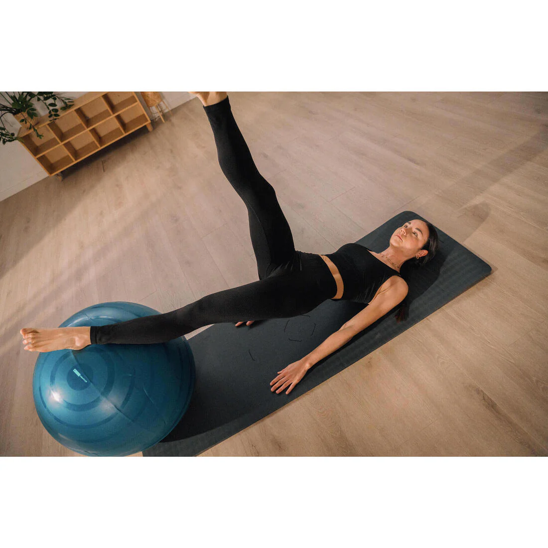 High-Waisted Second-Skin Long Yoga Leggings - Graphite Black - Image 8