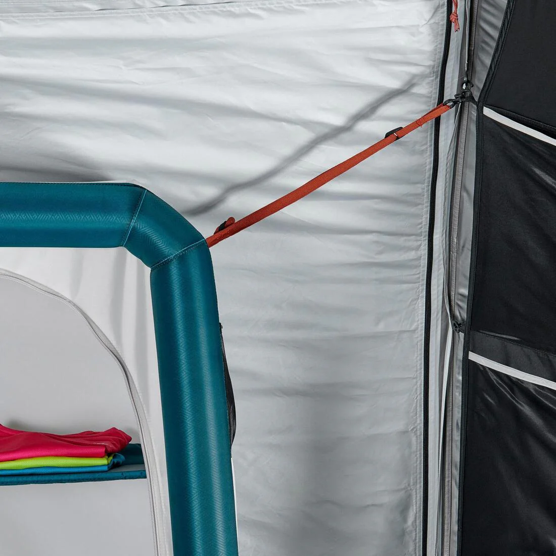 INFLATABLE CAMPING WARDROBE - AIR SECONDS - Image 5
