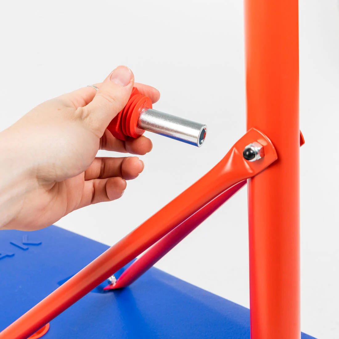 K500 Kids' Portable Basketball Hoop with Adjustable Stand (1.30m to 1.60m) - Image 6