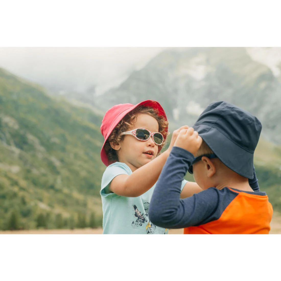 Kids Hiking Sunglasses - MH K120 - aged 2-4 - Category 4 - Image 3