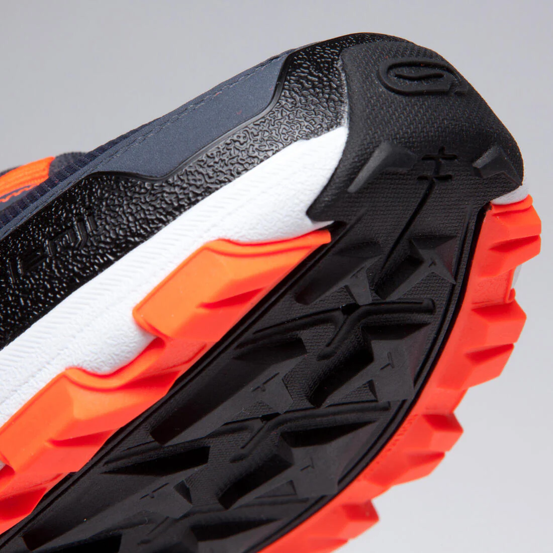 KIDS KIPRUN GRIP RUNNING & ATHLETICS SHOES - GREY AND BLACK NEON ORANGE - Image 13