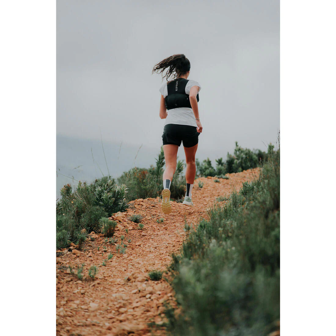 KIPRUN run900 Mid-Calf Thin Running Socks - Image 14