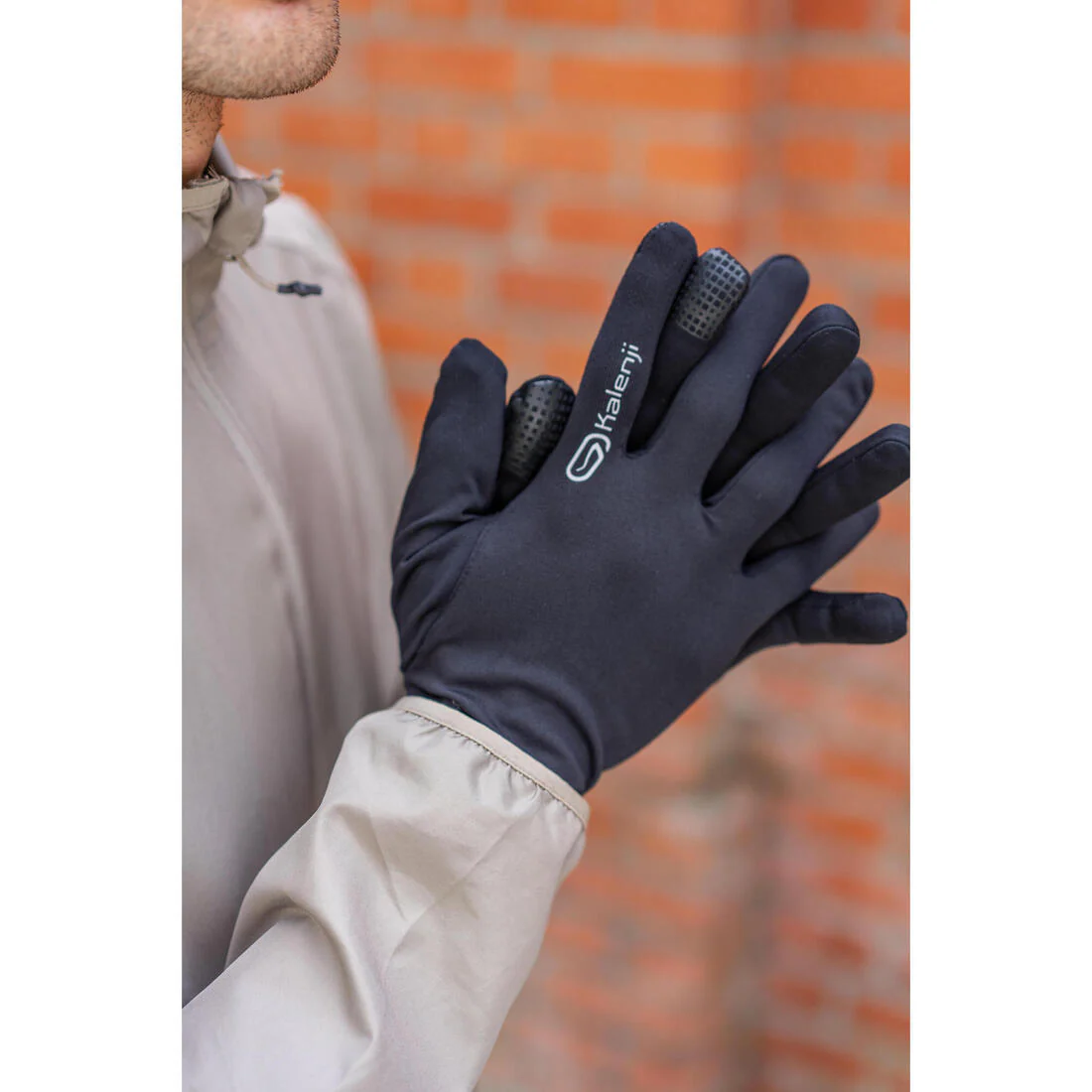 KIPRUN Warm 100 Running touchscreen gloves - black - Image 5