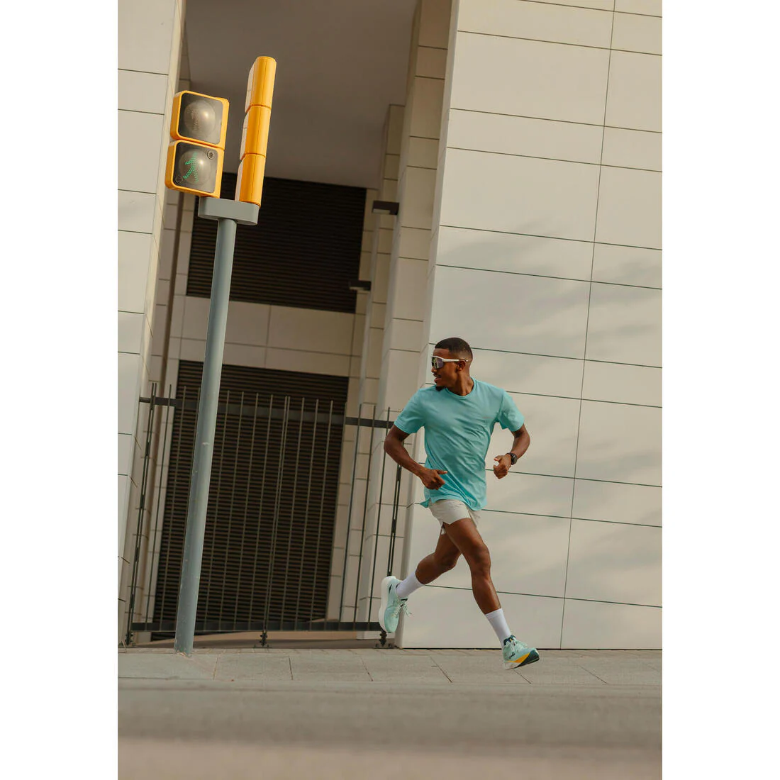 Light Men's Running Shorts - Image 16