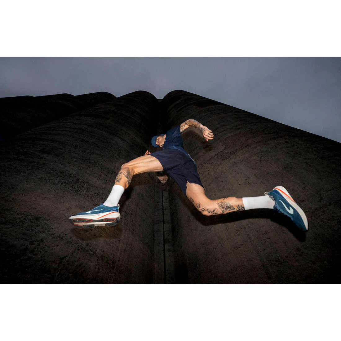 Men's Breathable Running T-shirt KIPRUN Run 500 Dry - Image 10