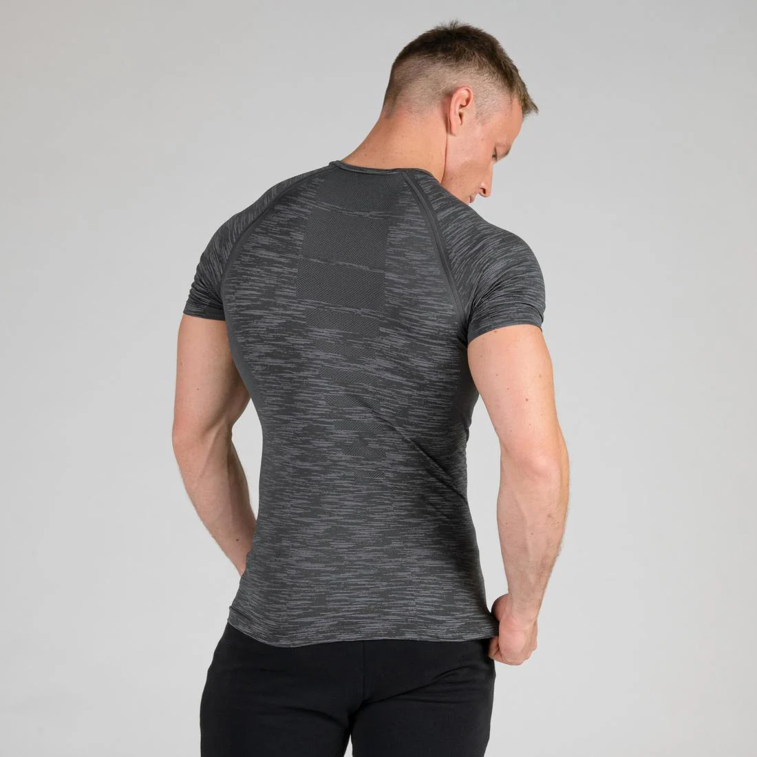 Men's Breathable Short-Sleeved Crew Neck Weight Training Compression T-Shirt - Image 15