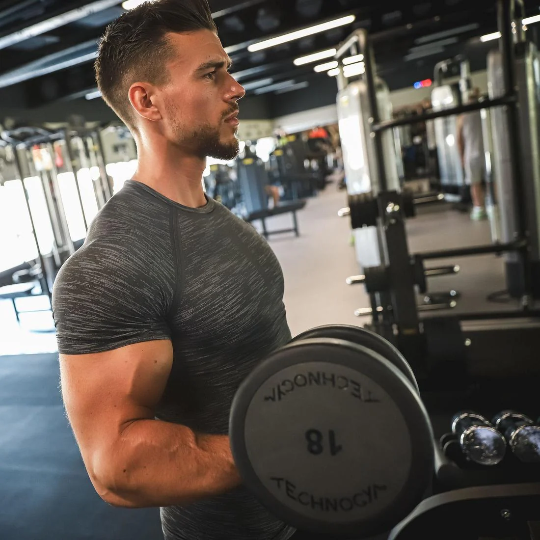 Men's Breathable Short-Sleeved Crew Neck Weight Training Compression T-Shirt - Image 31
