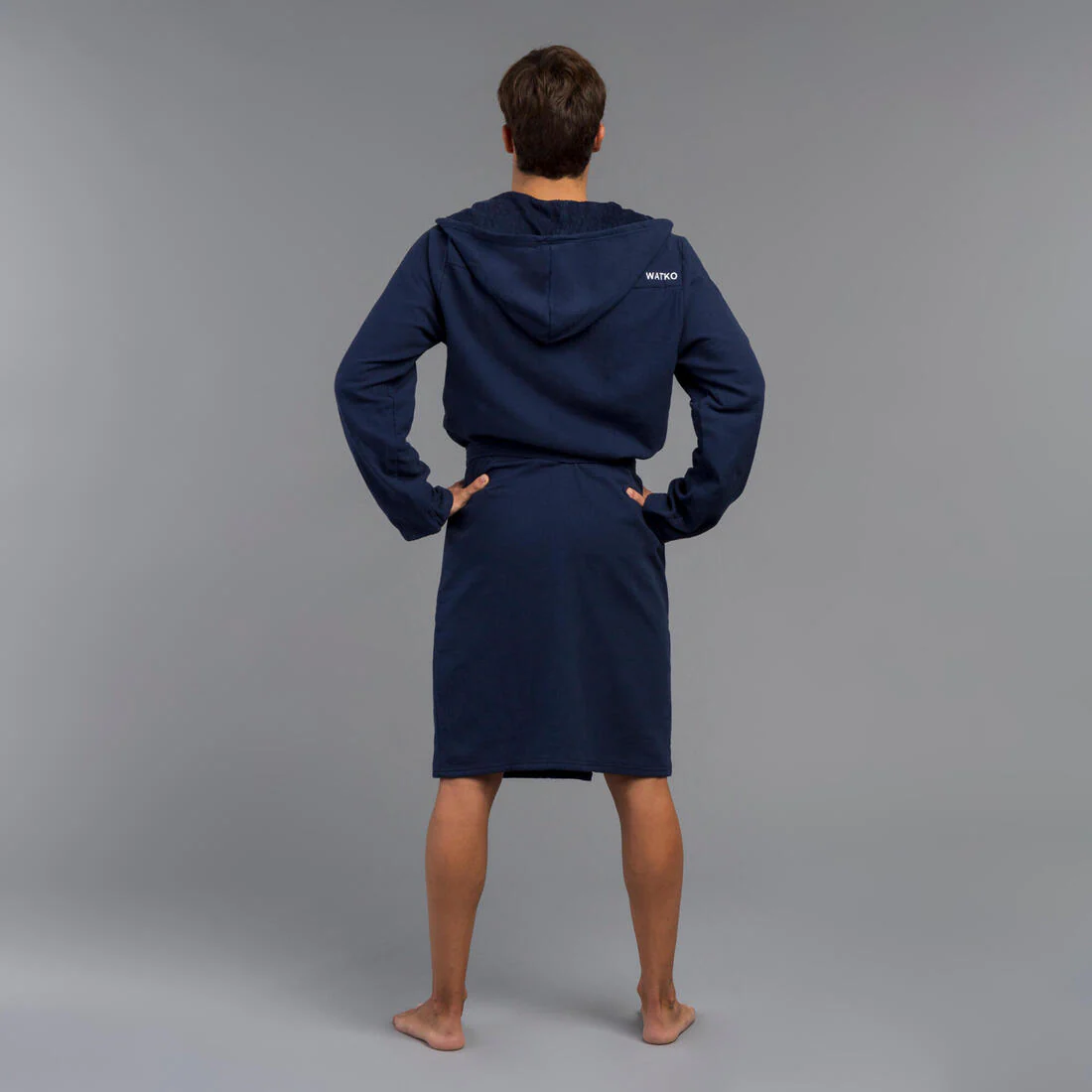 Men’s cotton compact hooded bathrobe in navy blue - Image 3